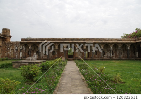 Jami Masjid in Champaner-Pavagadh Archaeological Park, a World Heritage Site in India 120822611