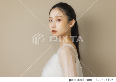 Beauty Bridal Image 120825196