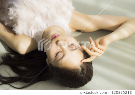Beautiful woman portrait 120825218