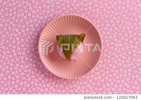 Kansai-style Sakuramochi with a cherry blossom pattern background 120827063