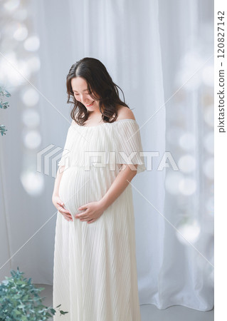 Pregnant woman 120827142