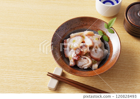 Bamboo shoots 120828493