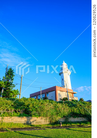 Nojimazaki Lighthouse in autumn, Minamiboso City, Chiba Prefecture 120829526