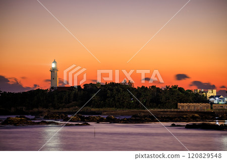 Nojimazaki Lighthouse in autumn, night view, Minamiboso City, Chiba Prefecture 120829548
