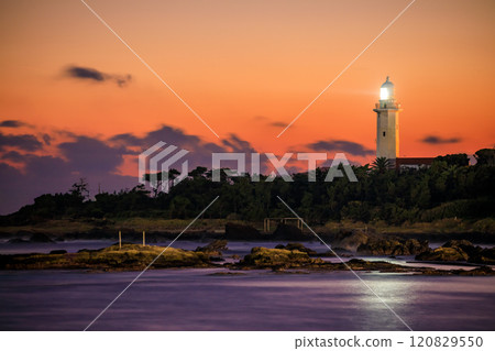 秋天的野島崎燈塔夜景千葉縣南房總市 秋天的野島崎燈塔夜景千葉縣南房總市 120829550