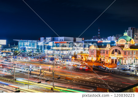 Old and new Seoul Station panoramic night view 120830223