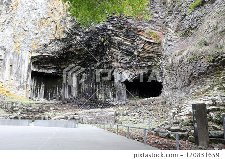 Genbudo Cave (Toyooka City, Hyogo Prefecture) 120831659