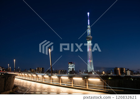 從櫻橋看東京晴空塔 120832621