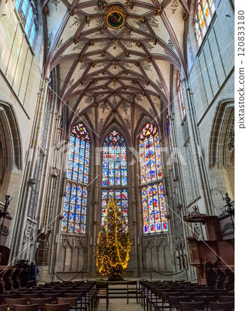 Christmas tree inside the Cathedral of Bern in Switzerland 120833180