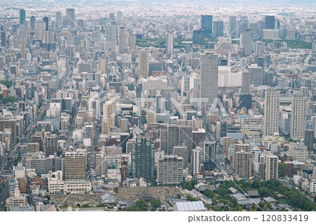 大阪、天王寺、從阿倍野 Harukas 看到的大阪(北向)、四天王寺和大阪城(傍晚、秋季) 大阪、天王寺、從阿倍野 Harukas 看到的大阪(北向)、四天王寺和大阪城(傍晚、秋季) 120833419