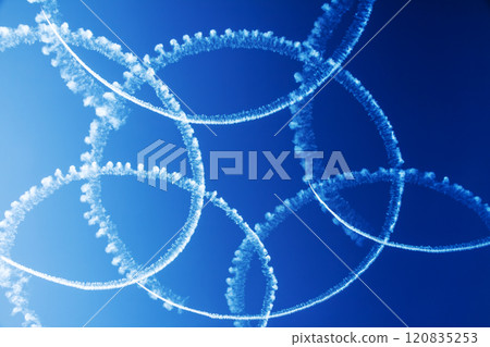 藍色衝擊波的特技飛行－櫻花的心臟 120835253