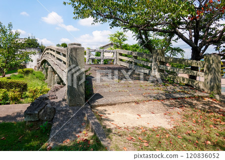Old Tenkawa Bridge, Gochaku Castle Ruins Park (Himeji, Hyogo Prefecture) 120836052