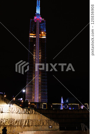 十一月的夜晚福岡塔周圍 120836908