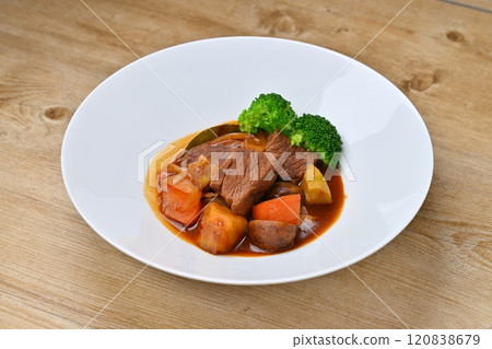 Beef stew. Beef thigh stewed in demi-glace sauce. 120838679