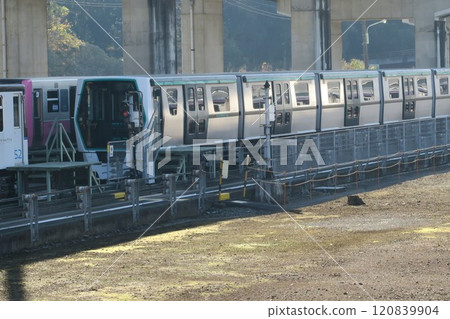 Scenery of the Saitama New Urban Transit New Shuttle Maruyama Depot Scenery of the Saitama New Urban Transit New Shuttle Maruyama Depot 120839904