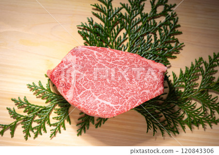 Chateaubriand raw meat Chateaubriand raw meat 120843306