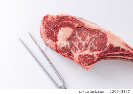 Tomahawk raw meat 120843337