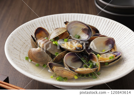 清酒蒸蛤蜊 120843614