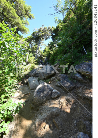 攀登長野縣北阿爾卑斯山茨巴庫山 攀登長野縣北阿爾卑斯山茨巴庫山 120845141
