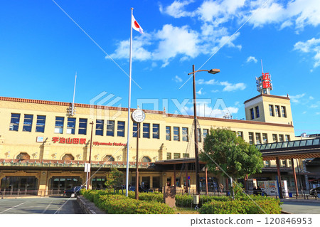 Scenery of Ujiyamada Station, Ise City, Mie Prefecture Scenery of Ujiyamada Station, Ise City, Mie Prefecture 120846953