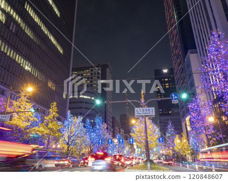 Illuminations of Osaka Midosuji 120848607