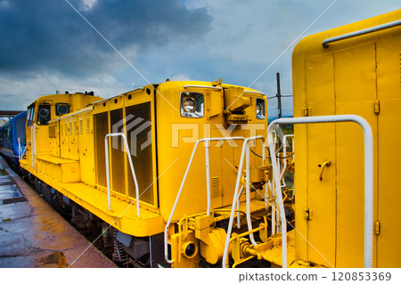 royal express 120853369