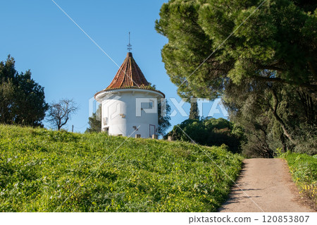 Facade of a white historical building in the garden, vintage rustic background, Lisbon, Portugal 120853807