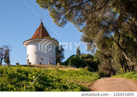 Facade of a white historical building in the garden, vintage rustic background, Lisbon, Portugal 120853809