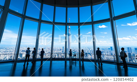 Western tourists enjoying the view at Tokyo Skytree 120854402