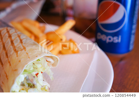 When you think of fast food abroad, you think of fries, kebabs, and juice. 120854449