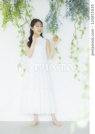 綠牆和女人 綠牆和女人 120855830