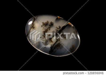 樹枝狀瑪瑙 蘊含風景的石頭 120856848