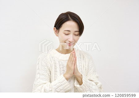 Praying woman on white background 120859599