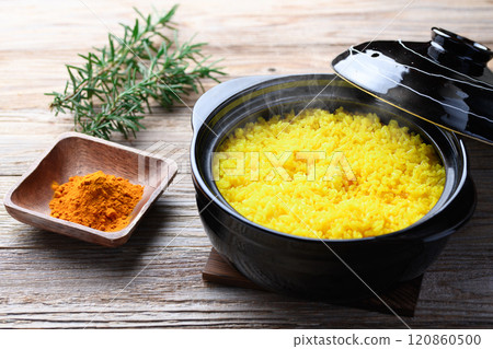 薑黃飯用砂鍋煮 120860500