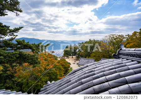 從備中松山城天守閣眺望的風景 從備中松山城天守閣眺望的風景 120862073