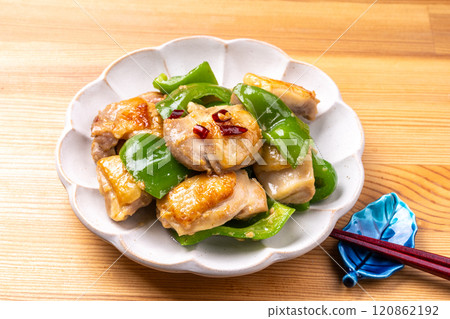 Chicken and pepper stir-fry with salt koji Chicken and pepper stir-fry with salt koji 120862192