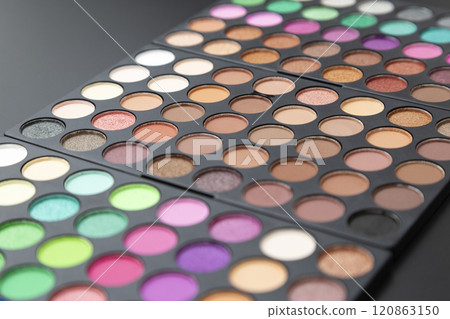 Eyeshadow palette black background Eyeshadow palette black background 120863150