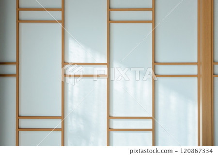 Shoji screen close-up 120867334