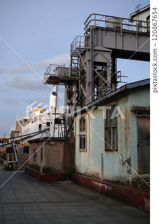 Hakkoda Maru 120867654