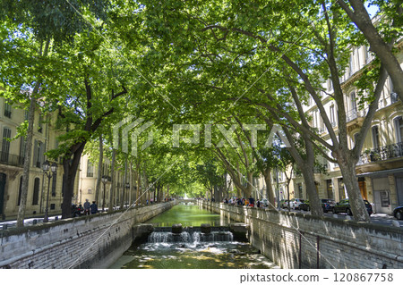 法國南部, 尼姆, 芳登街 120867758
