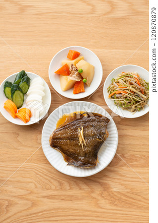 日式小菜（煮比目魚等） 120870879