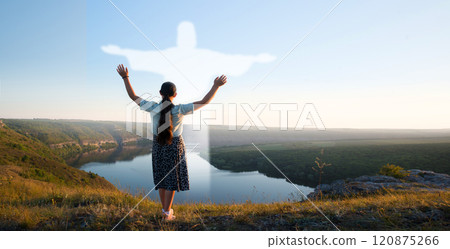 Girl prey God on the hill Girl prey God on the hill 120875266