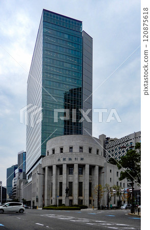 Osaka Exchange 120875618