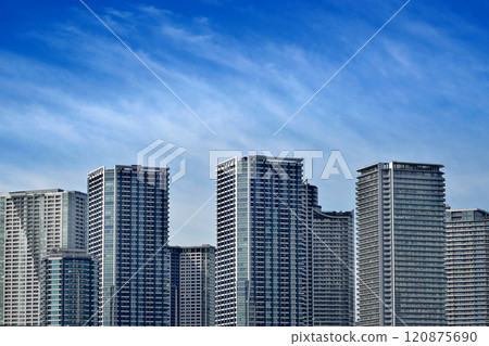 東京灣海岸、海灣地區的塔樓公寓 (Tawaman) 風景 東京灣海岸、海灣地區的塔樓公寓 (Tawaman) 風景 120875690