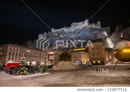 Austria, snow scene at Hohensalzburg Fortress Austria, snow scene at Hohensalzburg Fortress 120877518