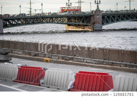 Neva river embankment maintenance. Reinforcing structure to prevent flooding under municipal care Neva river embankment maintenance. Reinforcing structure to prevent flooding under municipal care 120881781