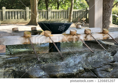 Scenery with Chozuya 120885207