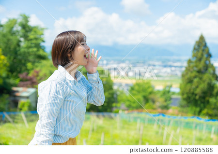 Woman traveling, woman looking at the scenery Woman traveling, woman looking at the scenery 120885588