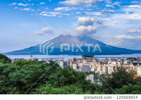 Sakurajima seen from Shiroyama Sakurajima seen from Shiroyama 120889854