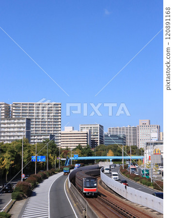 大阪地鐵30000系列在千里新城運行 120891168